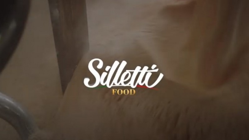 Silletti - Thanks to our recipes, handed down over time and refined to ensure genuineness, we can now boast products as good and tasty as those of the past.